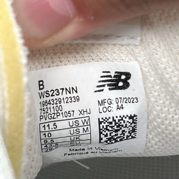 New Balance 237 White Grey Sneakers Women 11.5 Men 10 Retro NB STORE MODEL - Picture 2 of 16